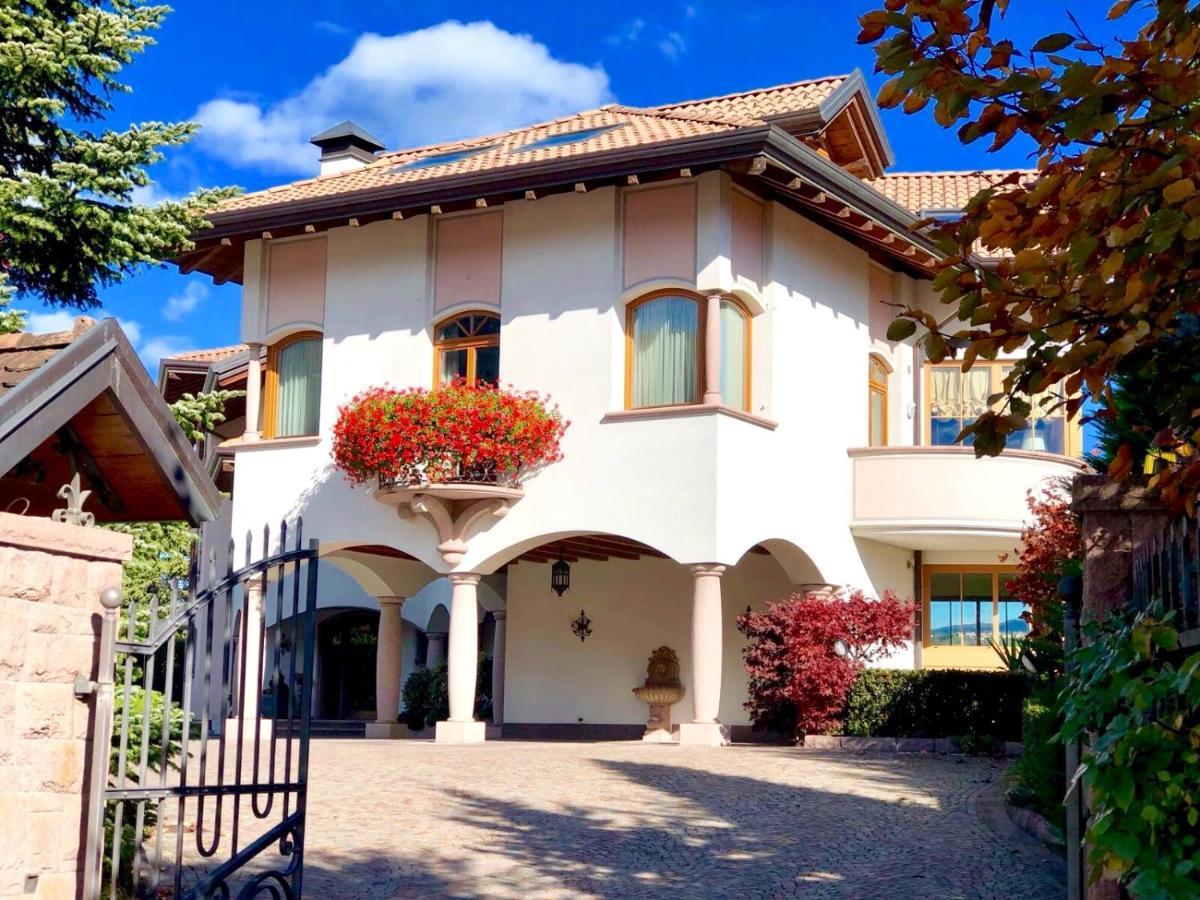Appartamento Le Colonne - Relais Villa Quercia Tassullo المظهر الخارجي الصورة